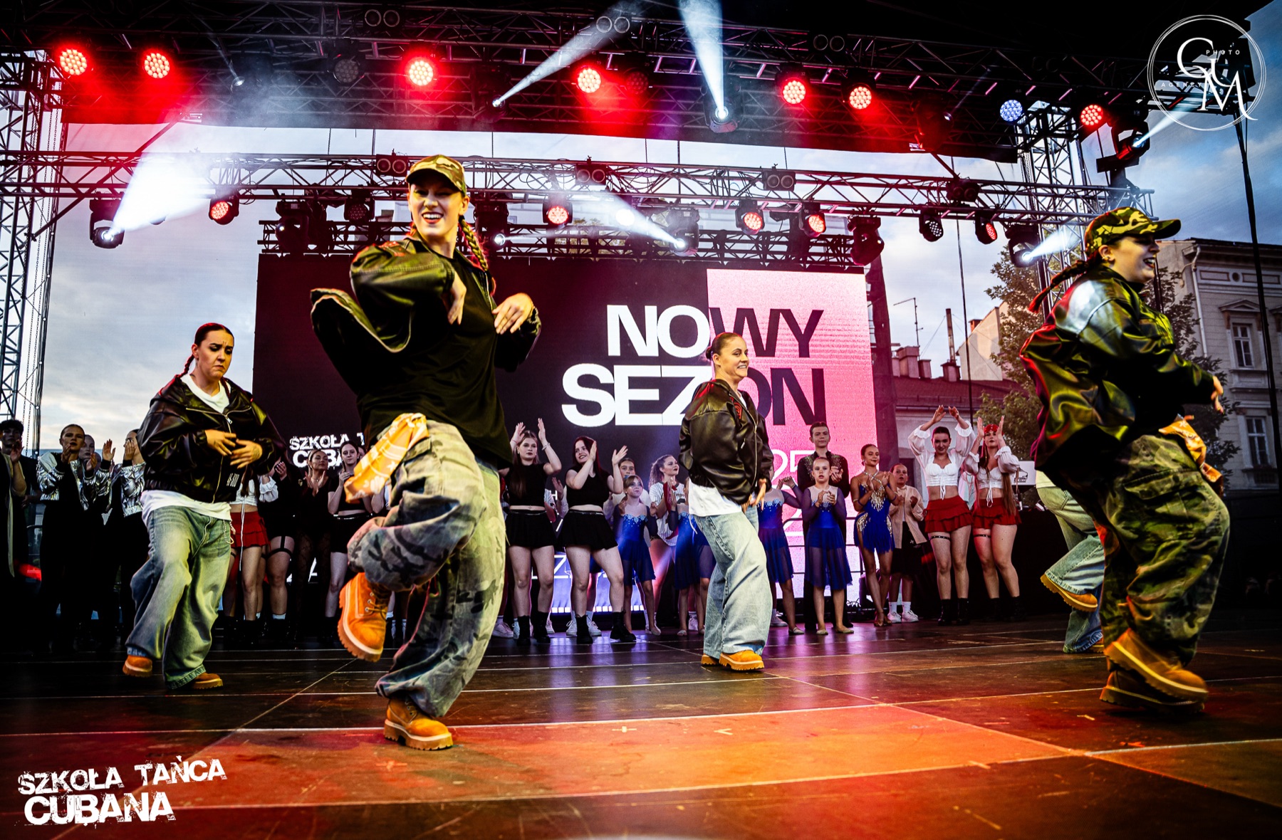Cubana Dance Show na dużej scenie plenerowej